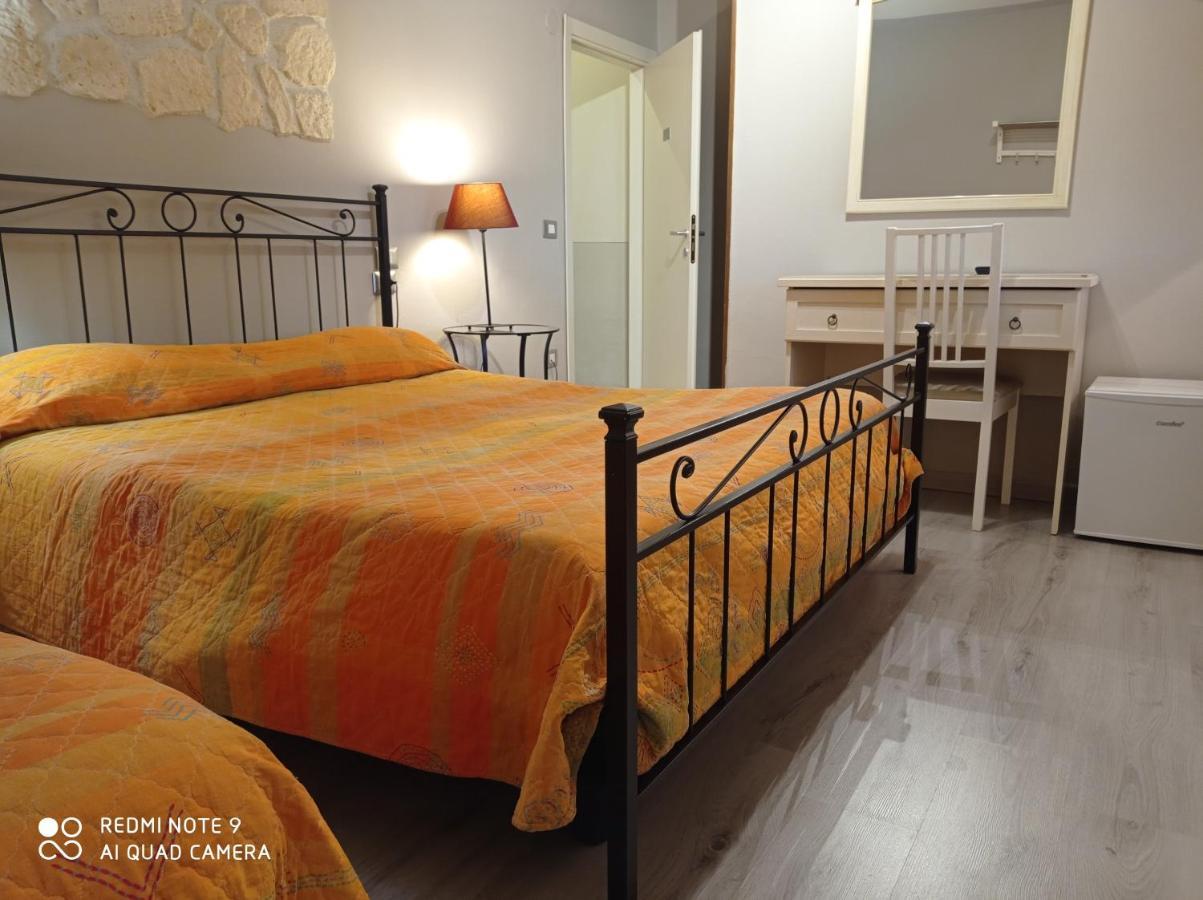 Hotel Monti San Baronto
