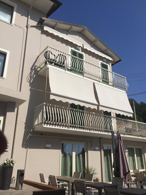 Hotel Monti San Baronto