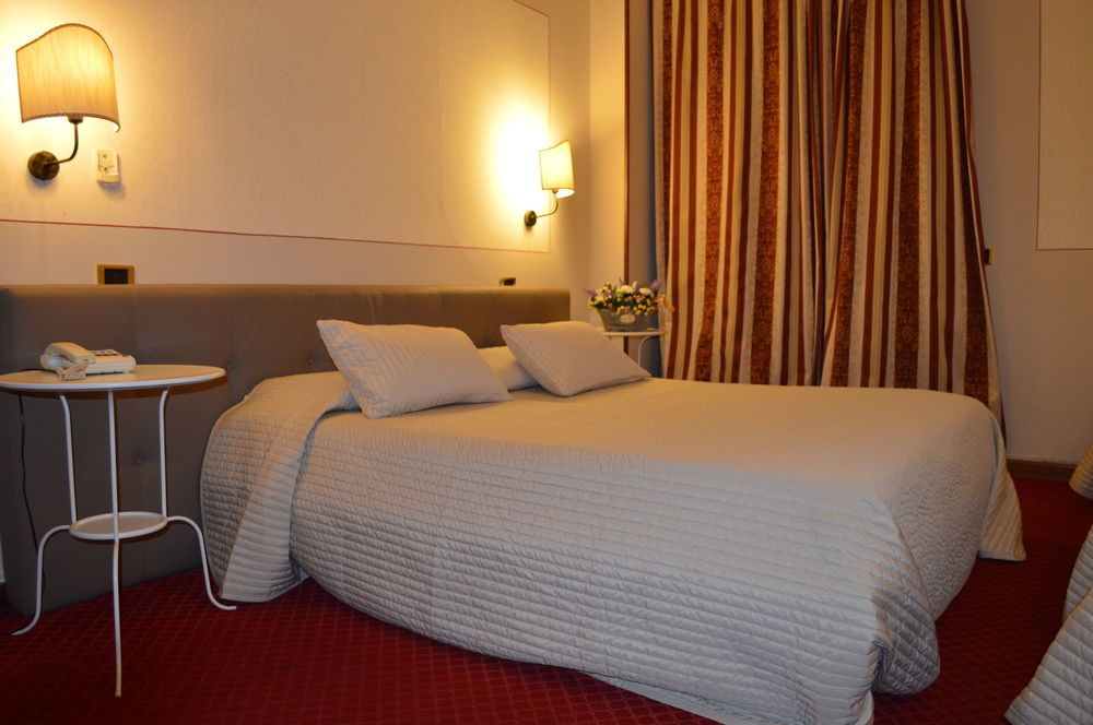 Monti Hotel San Baronto